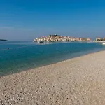 Burica Apartman *