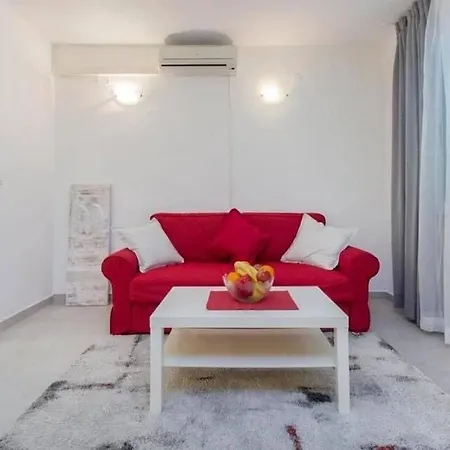 Apartment Burica Primosten