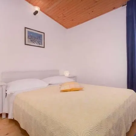Burica Apartment Primosten